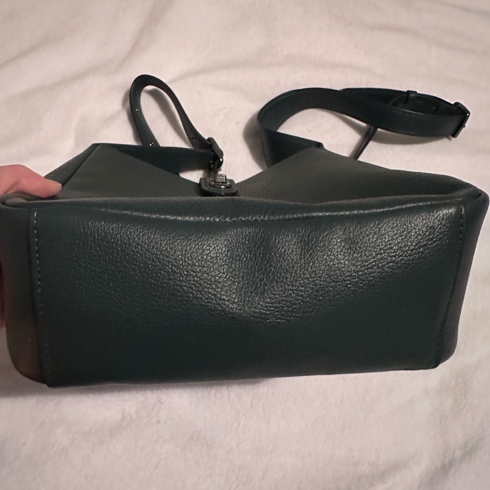 Coach convertible Hadley crossbody. Pebbled Leather Shoulder Bag - Picture 2 of 4
